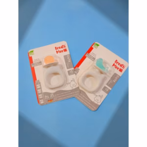 دندانگیر سیلیکونی دسته‌دار نوزاد BREATH MEE مناسب از ۳ ماهگی مدل TE04